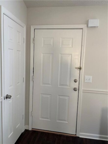 160 Bentley Pkwy, Unit 14L in Woodstock, GA - Building Photo - Building Photo