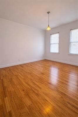 163 Christopher Columbus Dr in Jersey City, NJ - Foto de edificio - Building Photo