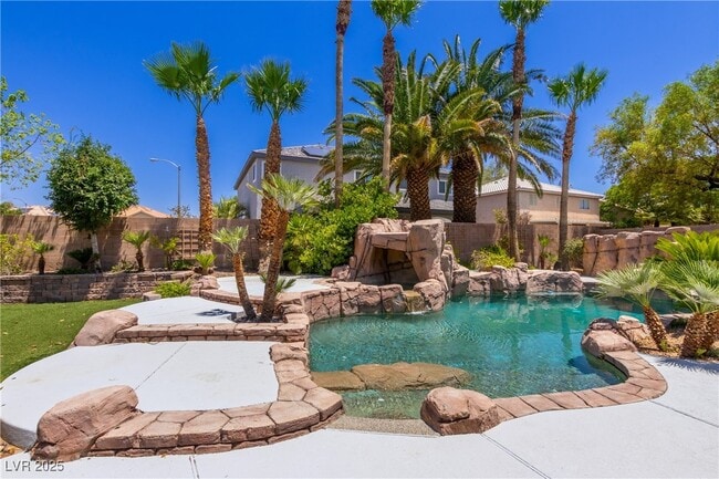 property at 424 Talisman Ct