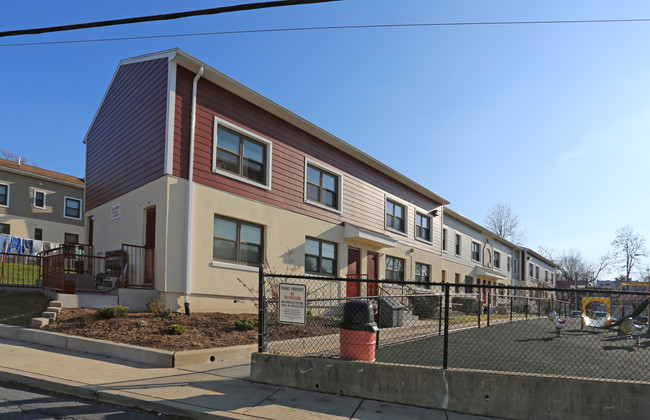 Lincoln Apartments in Frederick, MD - Foto de edificio - Building Photo