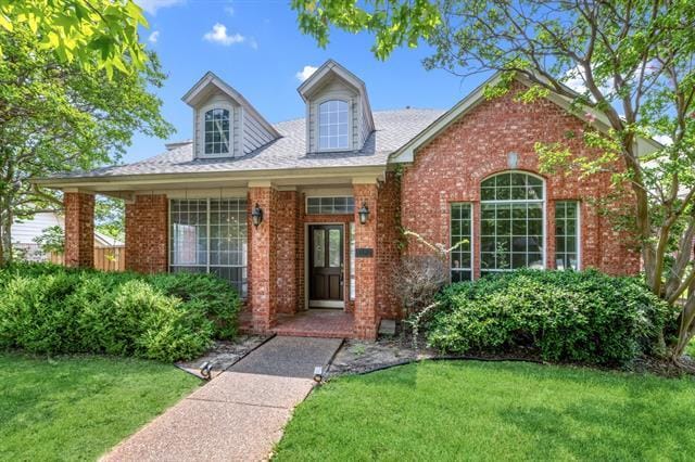 property at 1404 Honey Locust Dr