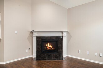 14119 Hollowmill Ln in Houston, TX - Building Photo - Building Photo