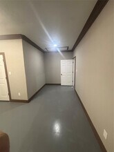 9480 Plum Grove Rd in Cleveland, TX - Building Photo - Building Photo