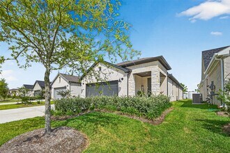 8047 Prospect Dr in Fulshear, TX - Building Photo - Building Photo
