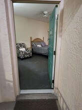 9861 Perfect Dr in Port St. Lucie, FL - Foto de edificio - Building Photo