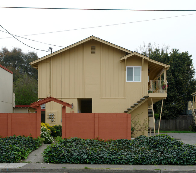 428 Klute St in Santa Rosa, CA - Building Photo - Building Photo