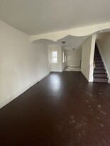 1418 W Clearfield St