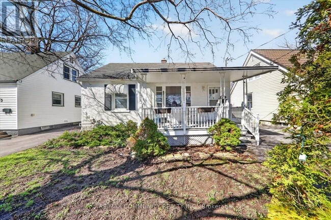 61 Adelaide St S in Kawartha Lakes, ON - Building Photo - Building Photo