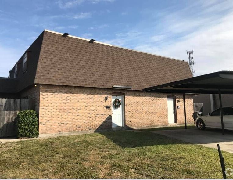 3804 Palmetto Ave in Victoria, TX - Building Photo