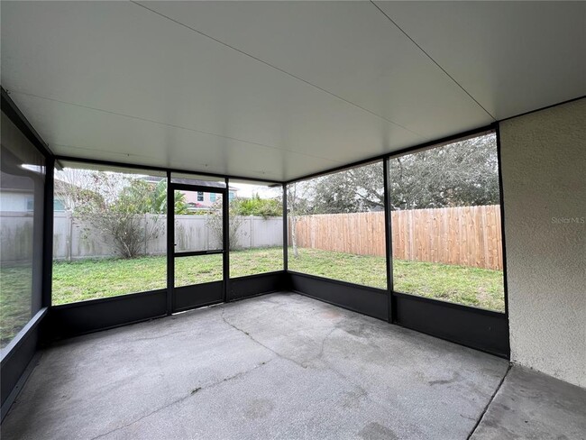 7531 Oxford Garden Cir in Apollo Beach, FL - Building Photo - Building Photo