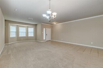 5844 Sunny Meadow Ln in Grand Prairie, TX - Building Photo - Building Photo