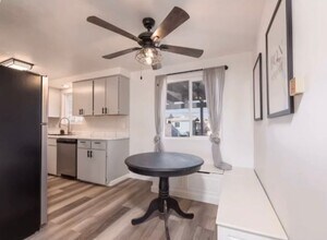 21116-21124 SE Reed Market Rd in Bend, OR - Foto de edificio - Building Photo