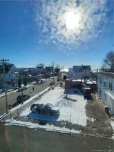 147 Newfield Ave in Bridgeport, CT - Building Photo - Building Photo
