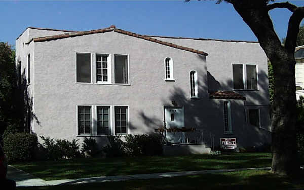 449 N Oakhurst Dr in Beverly Hills, CA - Building Photo - Building Photo