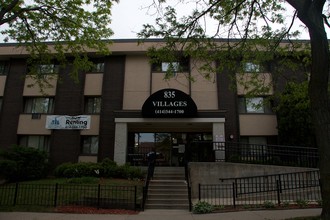 The Villages in Milwaukee, WI - Foto de edificio - Building Photo