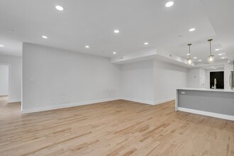 50 Hichborn St in Boston, MA - Building Photo - Building Photo