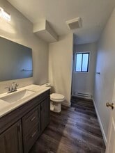 6162 Somenos Rd in Duncan, BC - Building Photo - Building Photo