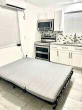 8006 Avenue B in Houston, TX - Building Photo - Building Photo