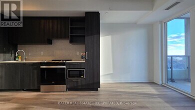 260 Malta Ave. in Brampton, ON - Building Photo - Building Photo