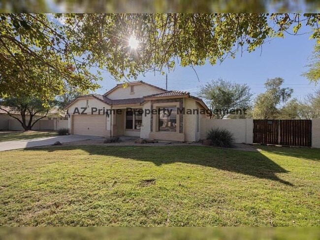 property at 2419 W Darrow St