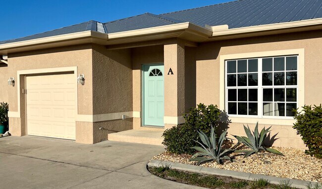 property at 8 Forest Dr