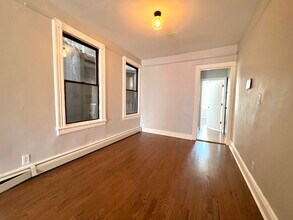 484 Mercer St in Jersey City, NJ - Building Photo - Building Photo