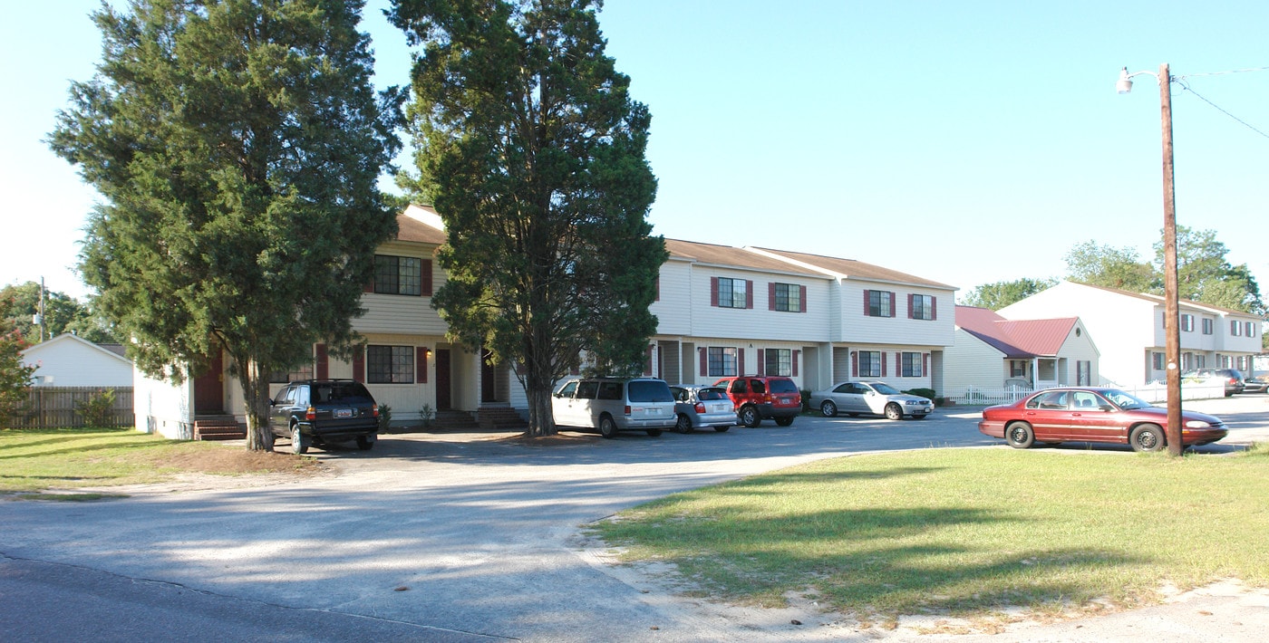 Glenn Haven in West Columbia, SC - Foto de edificio
