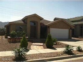 11313 Northview Dr in El Paso, TX - Building Photo