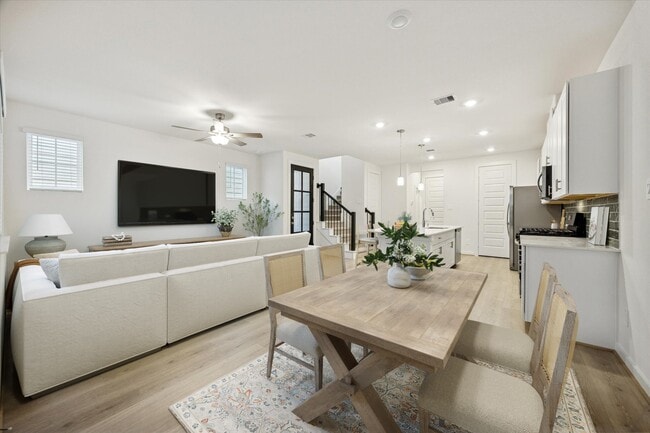 property at 4113 Fig Grv St