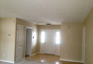 3604 Markham Rd in Greensboro, NC - Building Photo - Building Photo