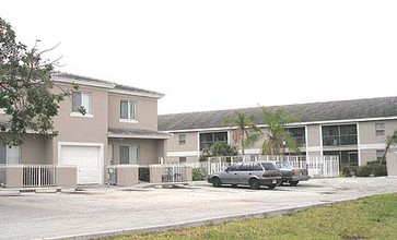 The Park in Coral Springs, FL - Foto de edificio - Building Photo