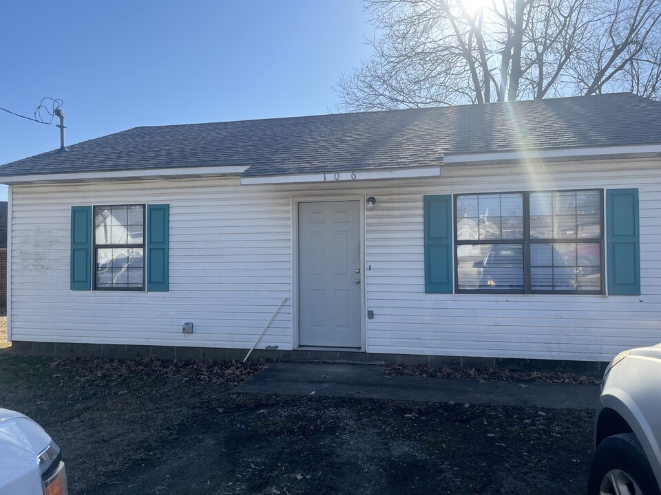 106 Jewel Cove in Brookland, AR - Building Photo