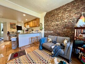 1 Grimes St, Unit 1 in Boston, MA - Building Photo