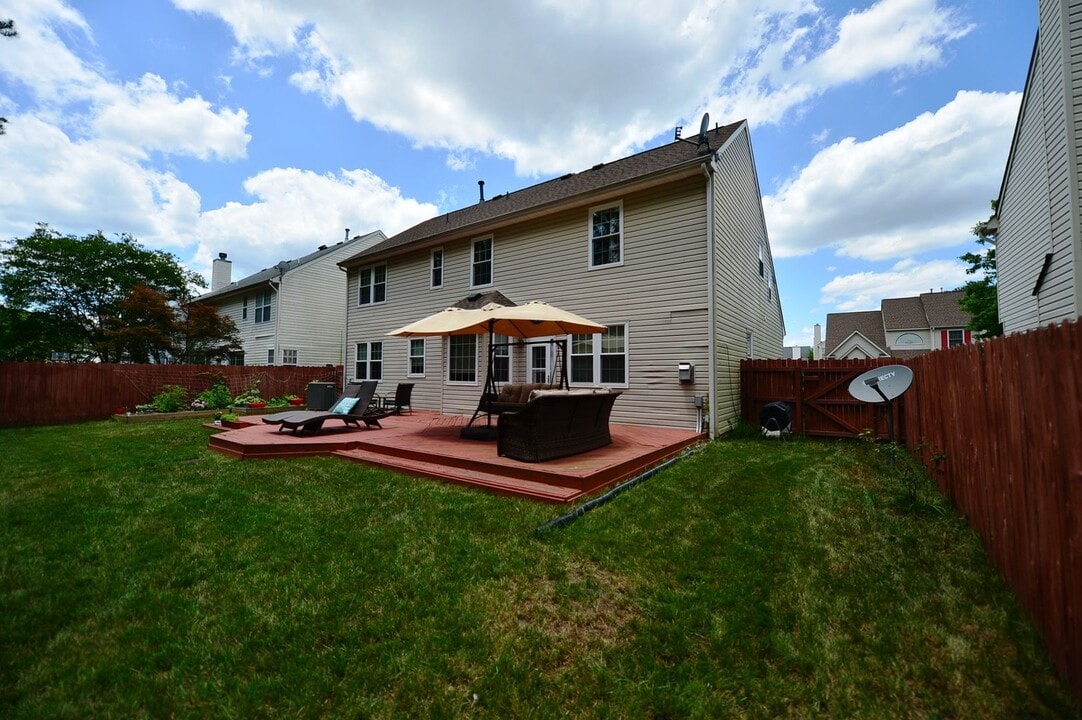 407 Whisper Walk in Chesapeake, VA - Building Photo