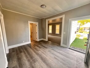 573 Milton St in Toledo, OH - Building Photo - Building Photo