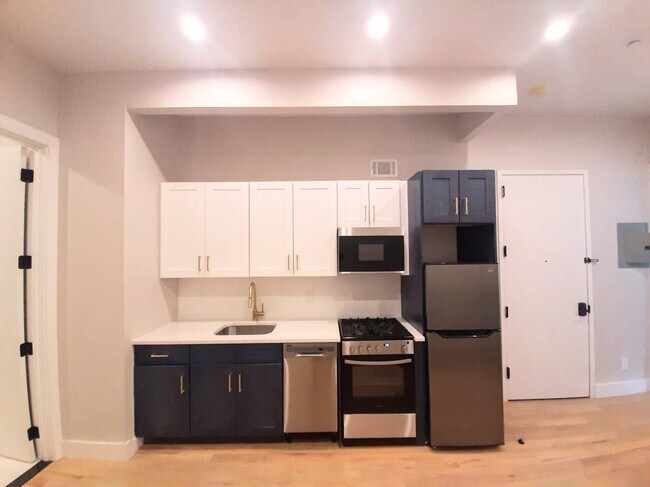 1804 76th St in Brooklyn, NY - Building Photo - Building Photo