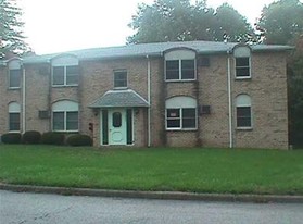 694 Robinson Rd Apartments