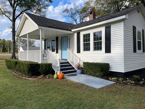 149 1st Bend Rd in Harleyville, SC - Building Photo - Building Photo