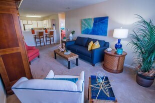 Reserve at Jacksonville Commons in Jacksonville, NC - Building Photo