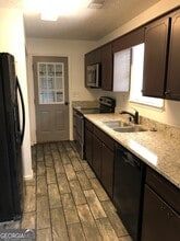60 Ridge Dr in Senoia, GA - Building Photo - Building Photo