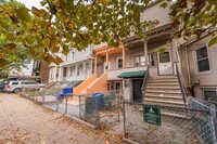 42.5 Lincoln St in Jersey City, NJ - Foto de edificio - Building Photo