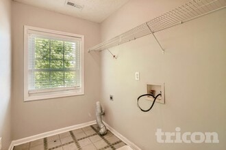 415 Park Creek Trce in Woodstock, GA - Building Photo - Building Photo