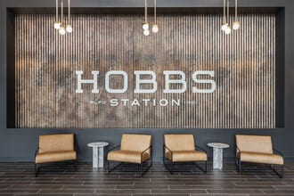 Hobbs Station in Plainfield, IN - Foto de edificio - Building Photo