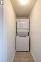 349 Rathburn Rd W in Mississauga, ON - Building Photo - Building Photo