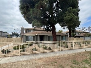 1209 Oxford Dr in Redlands, CA - Building Photo - Building Photo