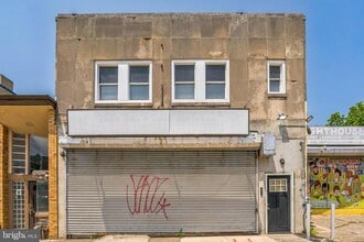 6708 N Broad St in Philadelphia, PA - Building Photo - Building Photo