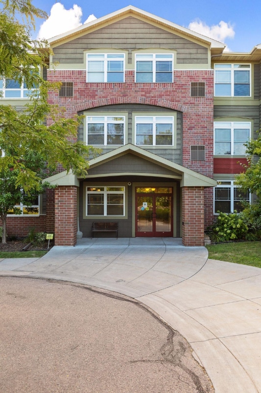 property at 2530 E 34th St