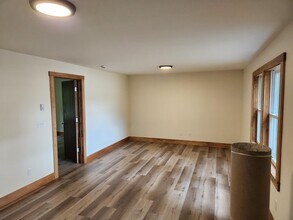 14 Bay St in Claremont, NH - Building Photo - Building Photo