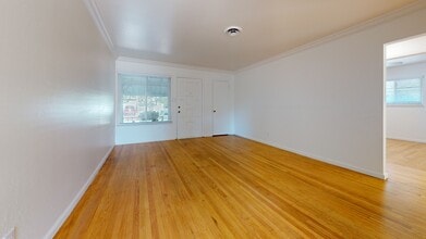 201 Benjamin Ave in Pittsburg, CA - Building Photo - Building Photo