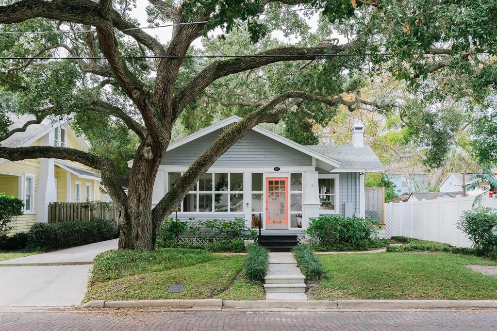 2715 S Ferdinand Ave in Tampa, FL - Foto de edificio